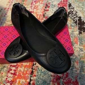 Tory Burch MINNIE TRAVEL BALLET FLAT, LEATHER